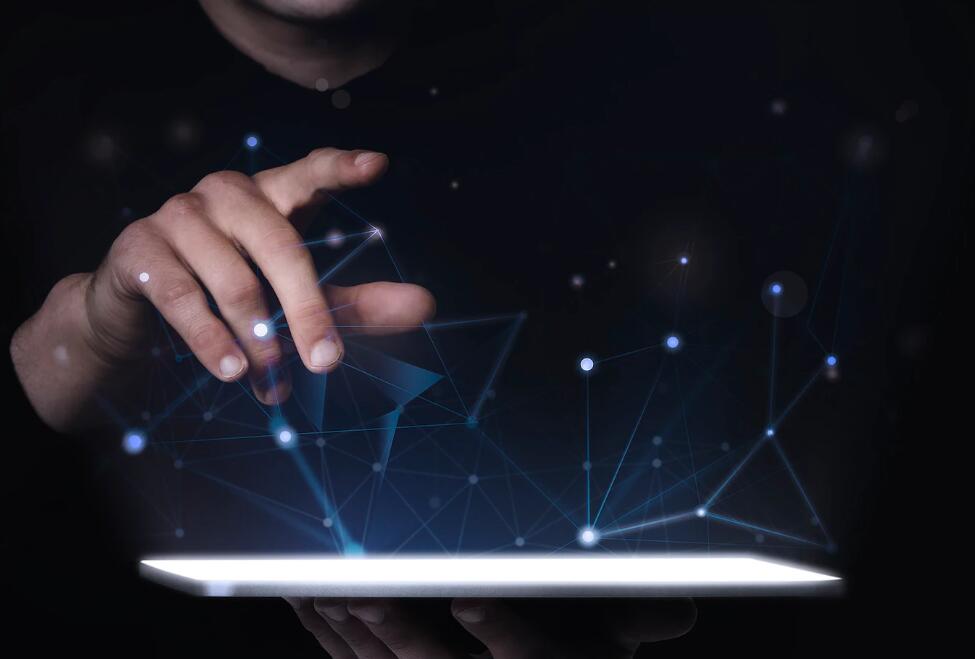 血色浪漫一共有几部 血色青春四部曲